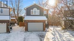 34 ROSEGARDEN CRESCENT Ottawa, ON K1T 3A9