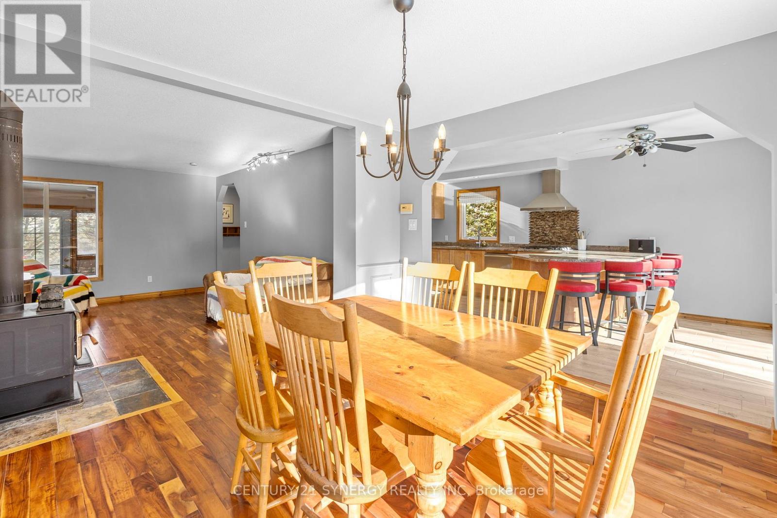 34 Rosegarden Crescent, Ottawa, ON - Indoor Photo Showing Dining Room