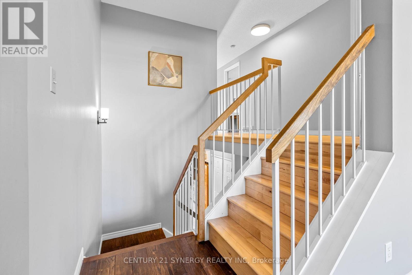 34 Rosegarden Crescent, Ottawa, ON - Indoor Photo Showing Other Room