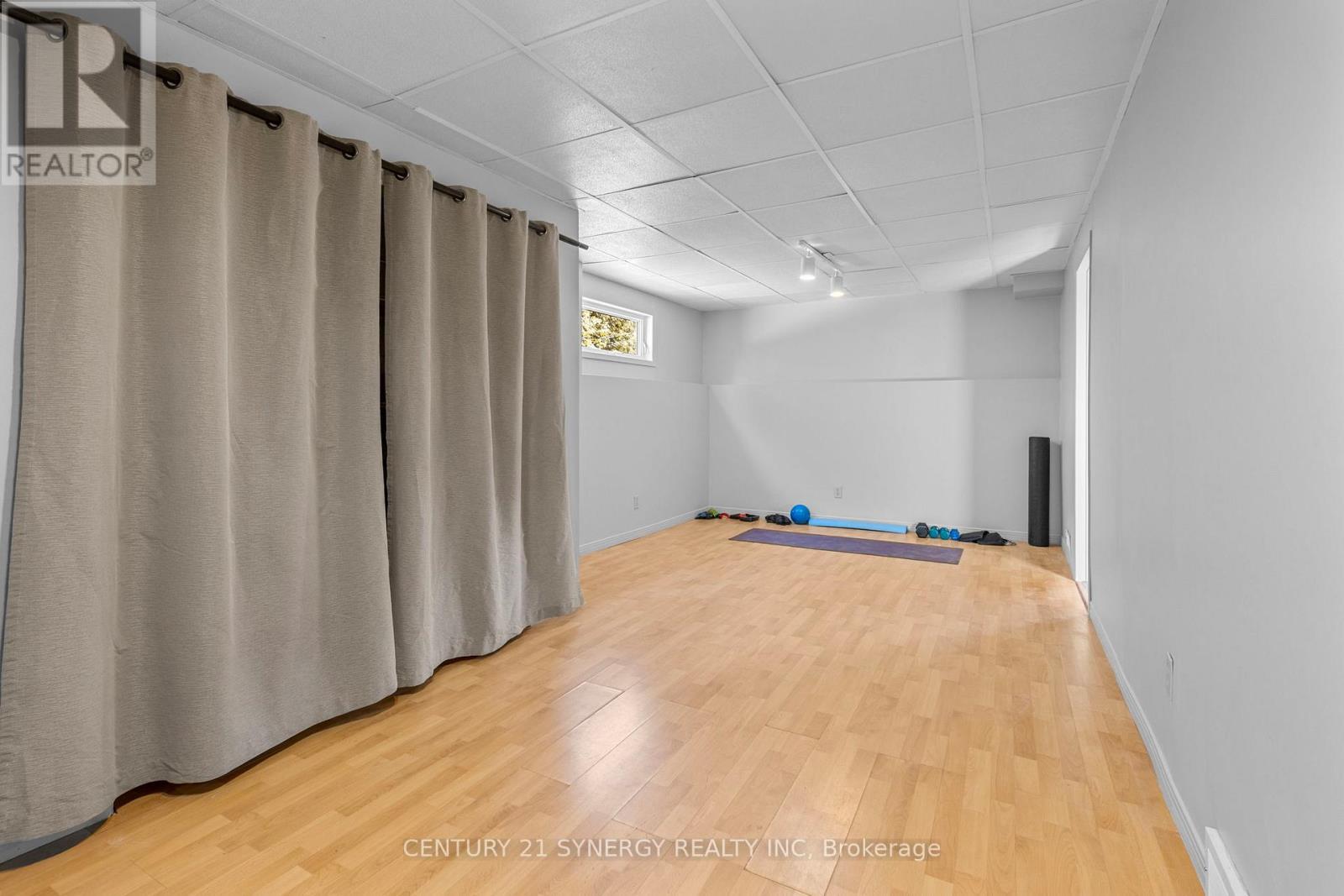 34 Rosegarden Crescent, Ottawa, ON - Indoor Photo Showing Other Room