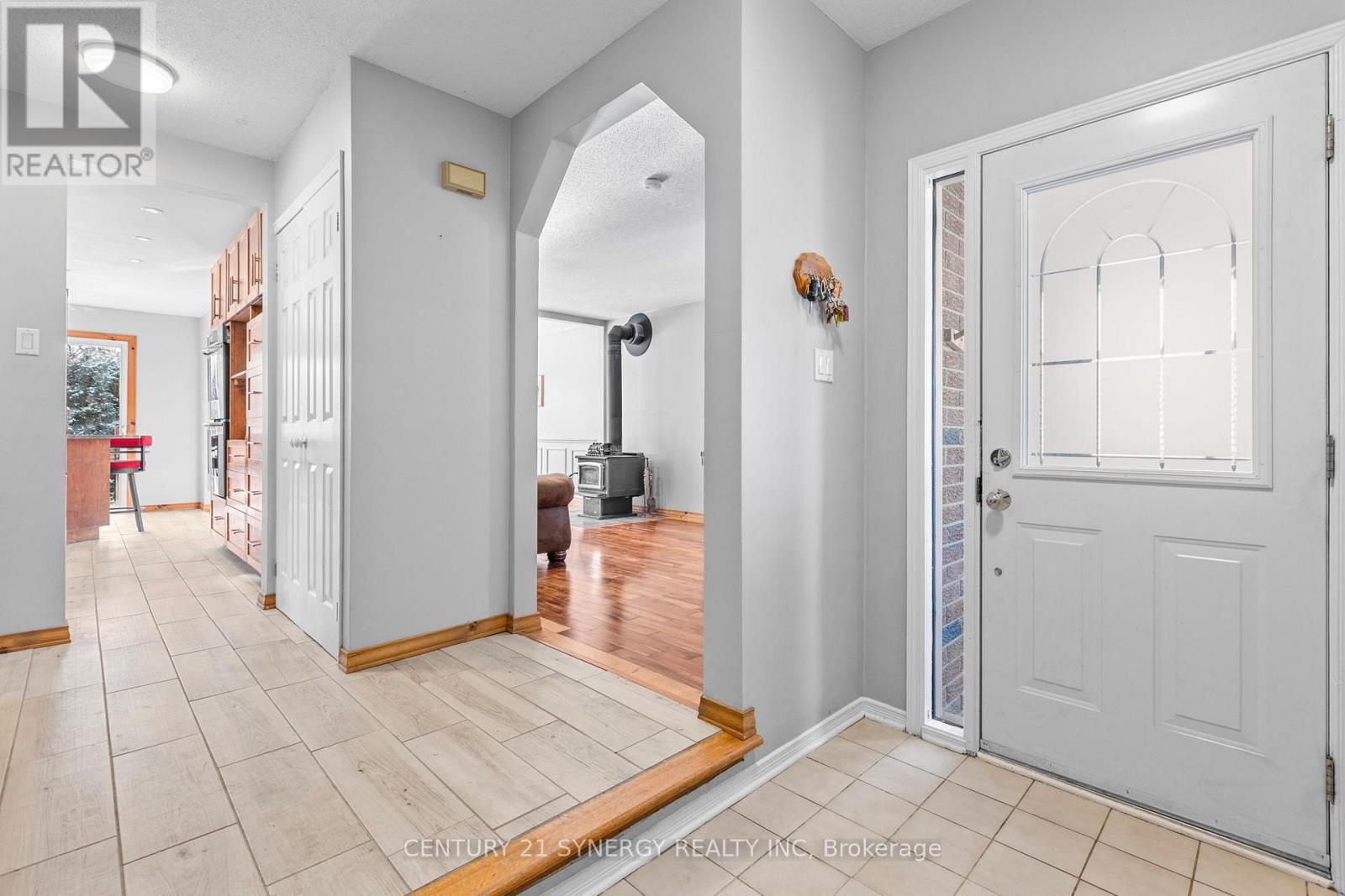 34 Rosegarden Crescent, Ottawa, ON - Indoor Photo Showing Other Room