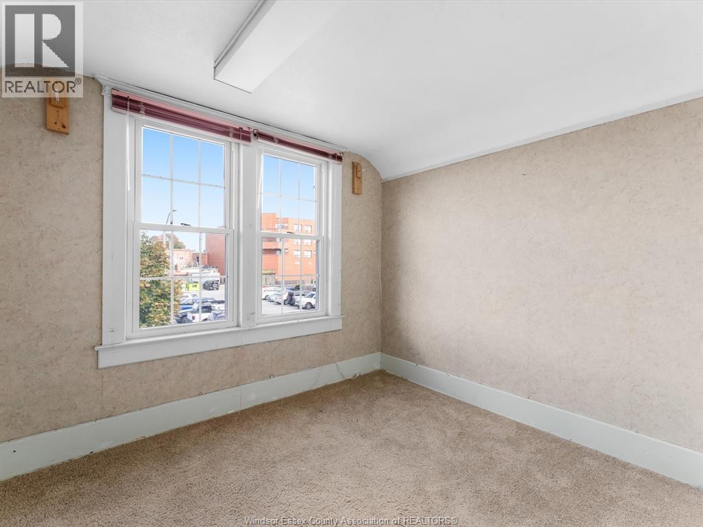 17 Pearl Street West, Kingsville, ON