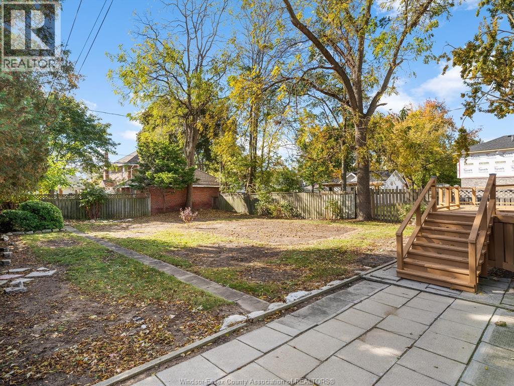 17 Pearl Street West, Kingsville, ON