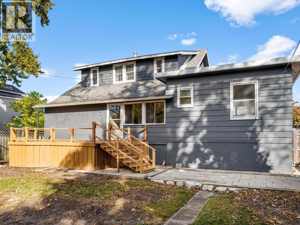 17 Pearl Street West, Kingsville, ON