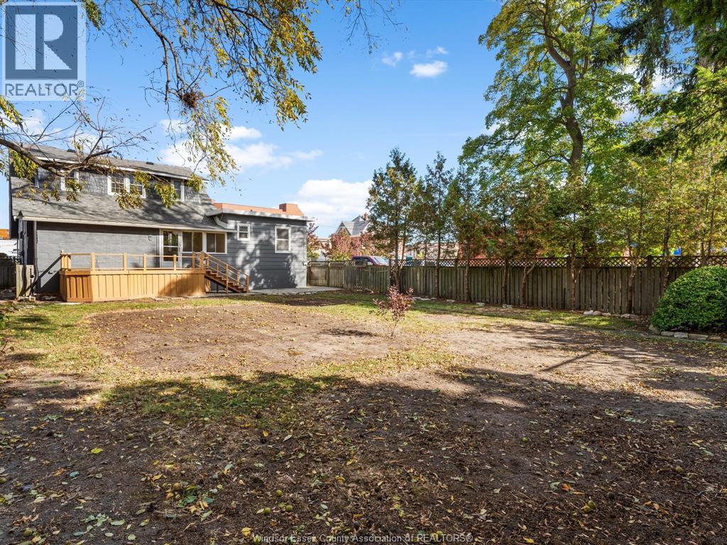 17 Pearl Street West, Kingsville, ON