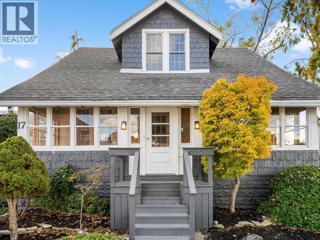 17 Pearl Street West, Kingsville, ON