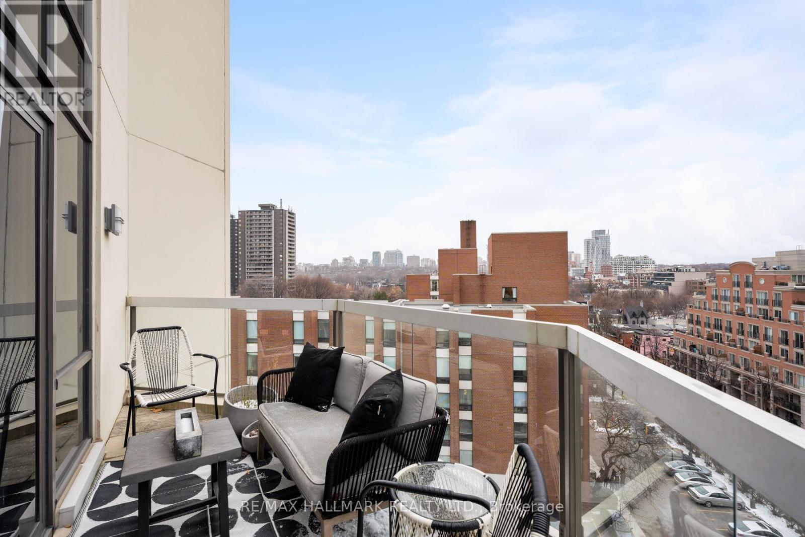 903 - 3 Mcalpine Street, Toronto, ON - Outdoor With Balcony