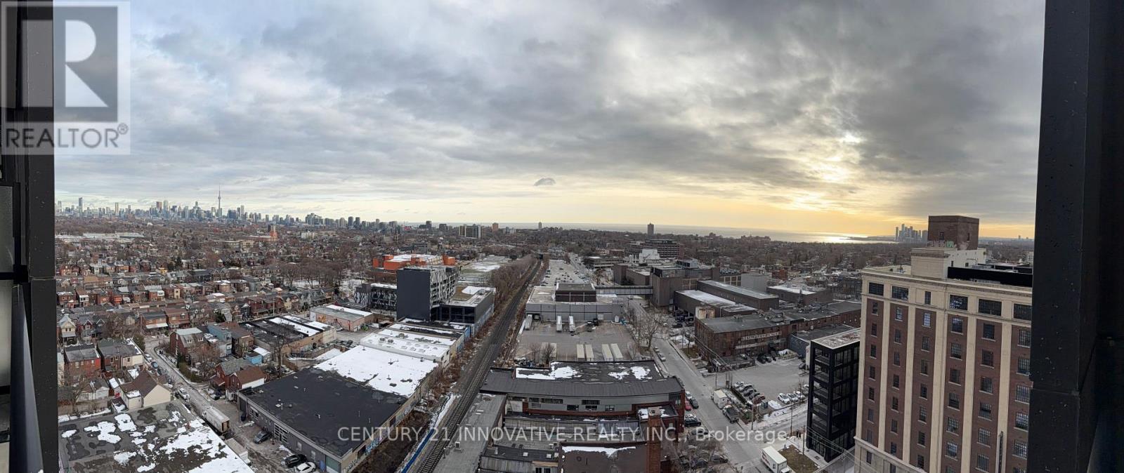 Uph03 - 181 Sterling Road S, Toronto, ON - Outdoor With View