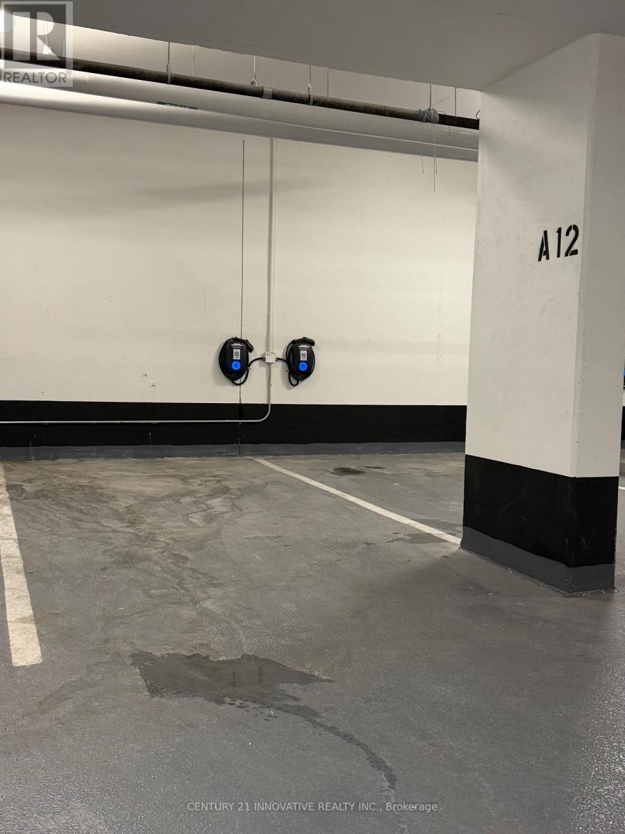 Uph03 - 181 Sterling Road S, Toronto, ON - Indoor Photo Showing Garage