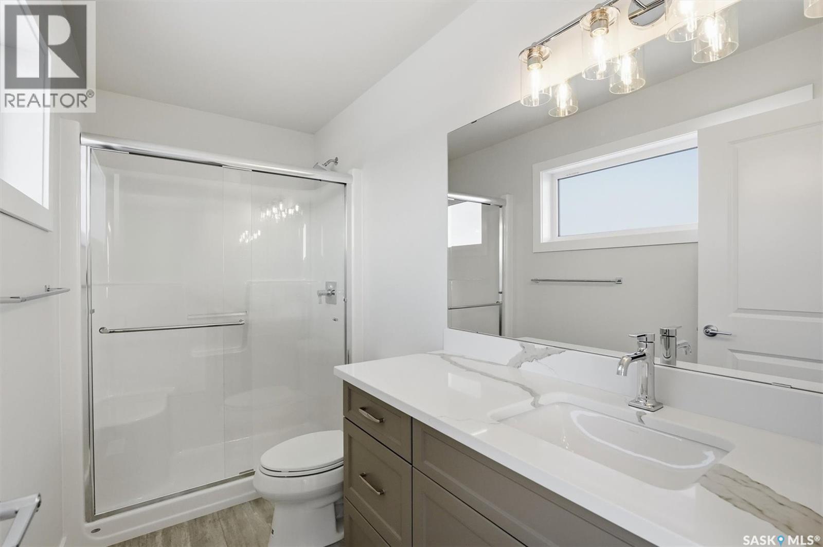 414 Cockcroft Place, Saskatoon, SK - Indoor Photo Showing Bathroom