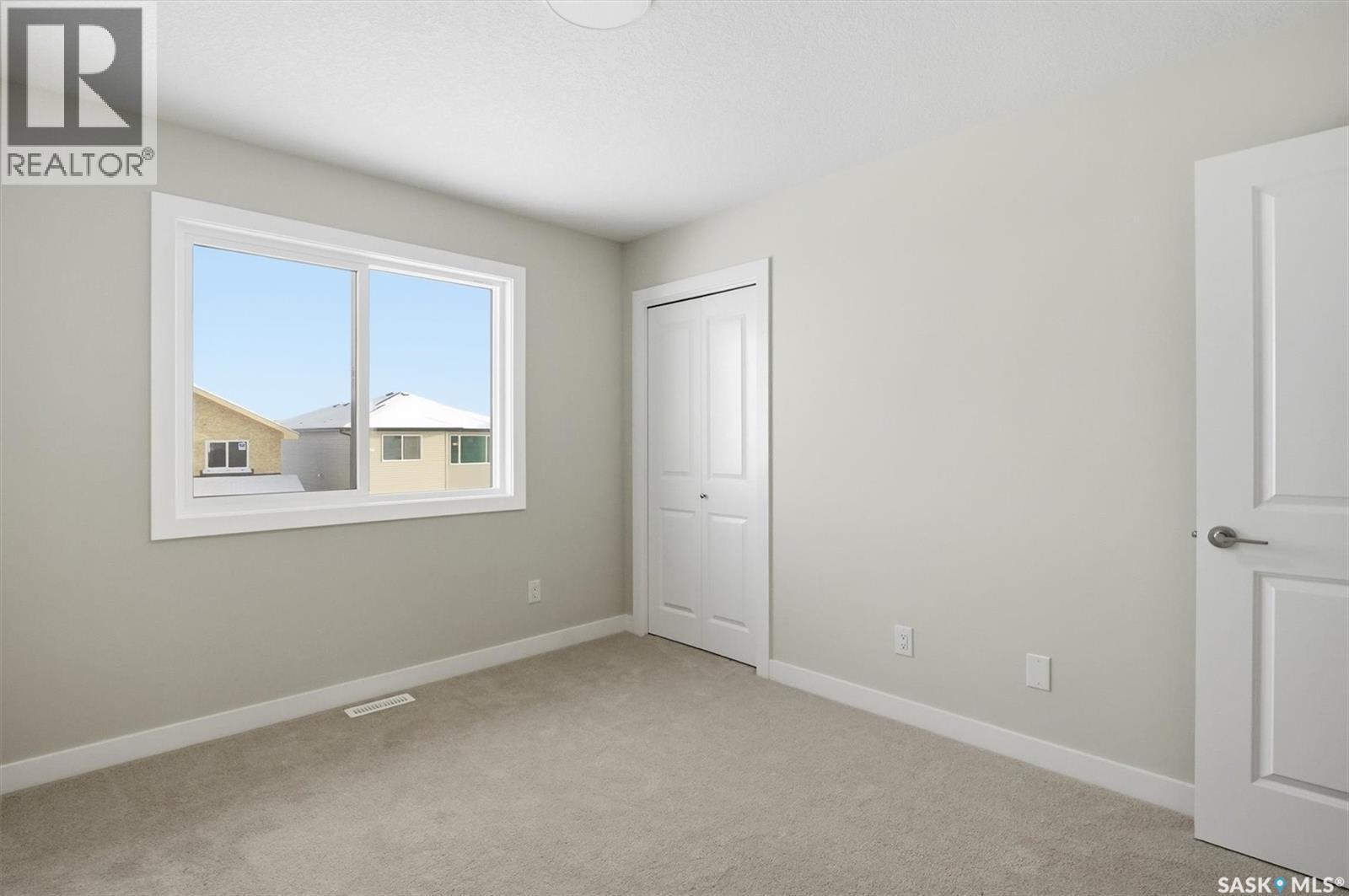 414 Cockcroft Place, Saskatoon, SK - Indoor Photo Showing Other Room