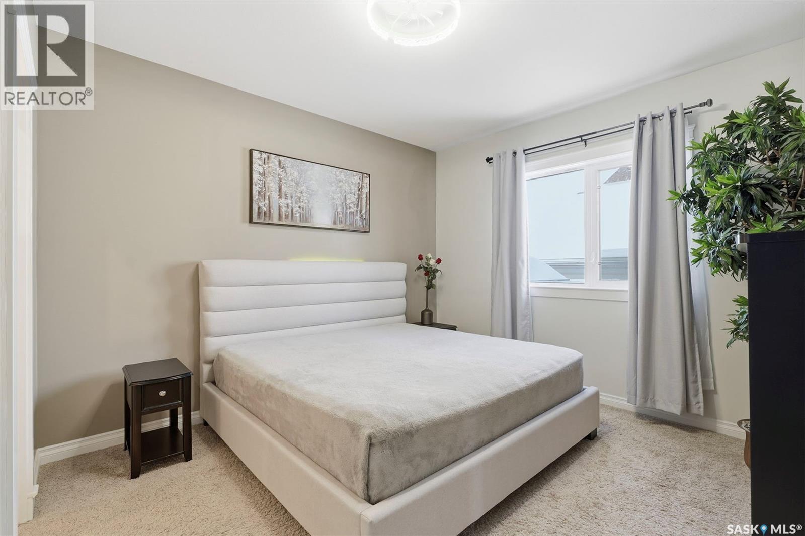 914 Evergreen Boulevard, Saskatoon, SK - Indoor Photo Showing Bedroom