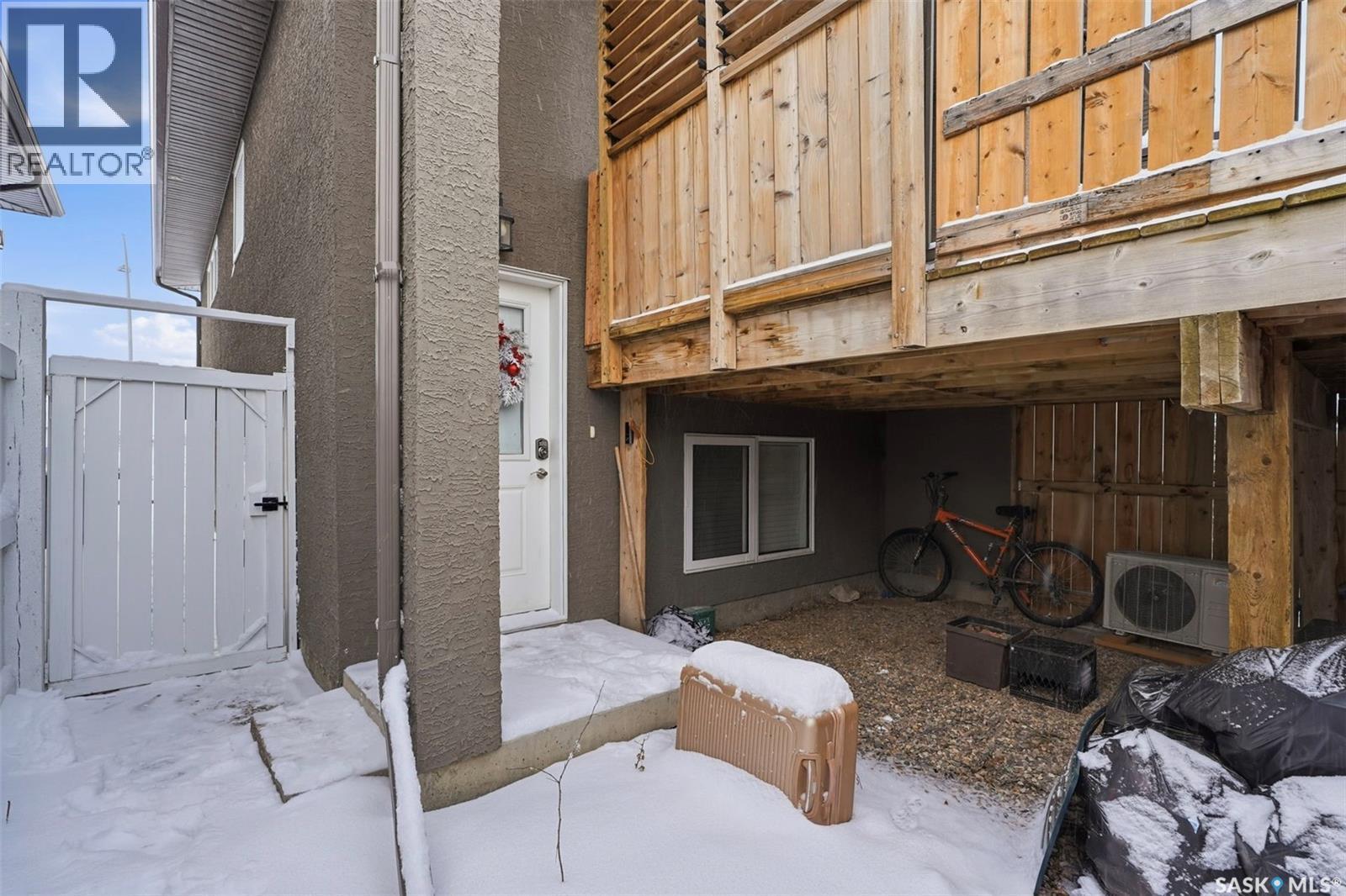 914 Evergreen Boulevard, Saskatoon, SK - With Exterior