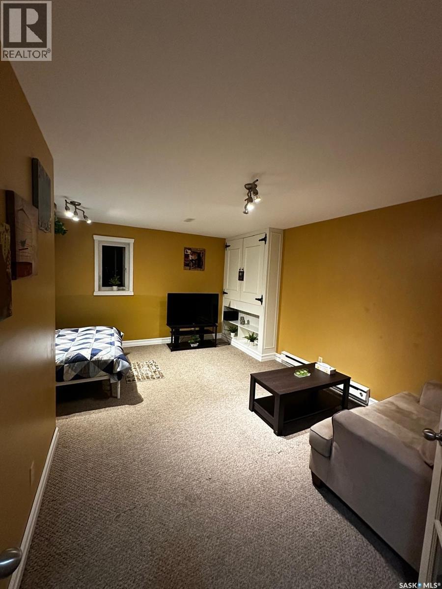 928 Quandt Crescent, La Ronge, SK - Indoor