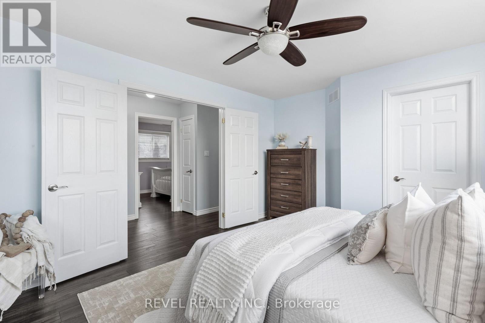 18 Wilkins Crescent, Clarington (Courtice), ON - Indoor Photo Showing Bedroom