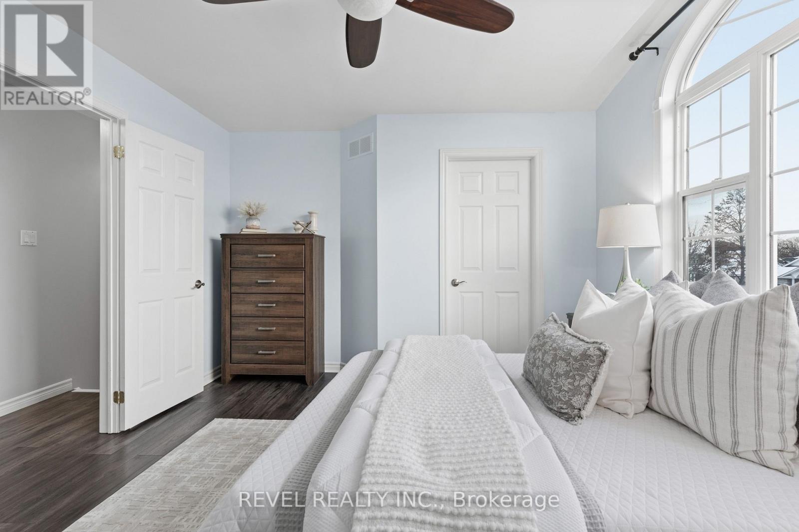 18 Wilkins Crescent, Clarington (Courtice), ON - Indoor Photo Showing Bedroom