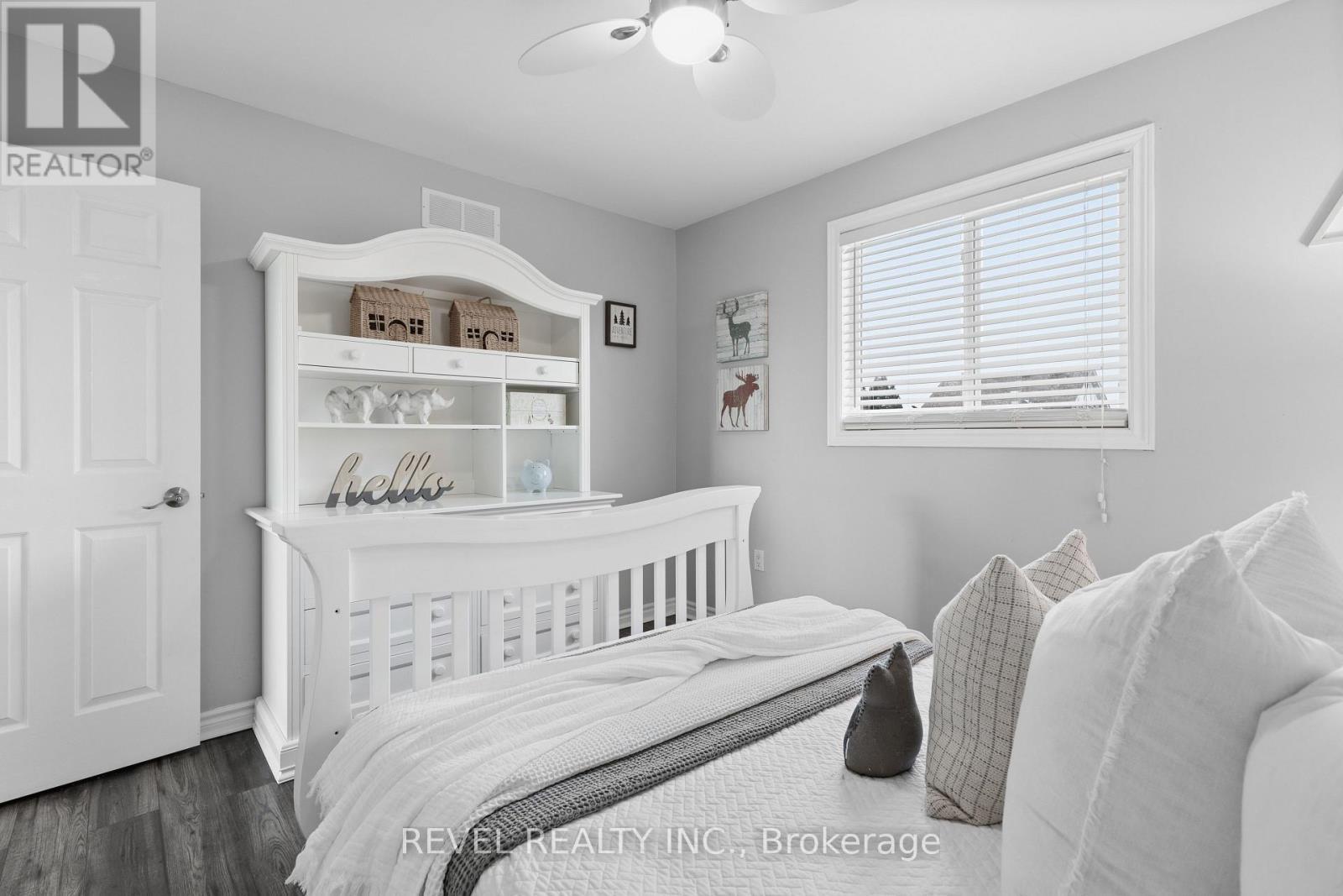 18 Wilkins Crescent, Clarington (Courtice), ON - Indoor Photo Showing Bedroom