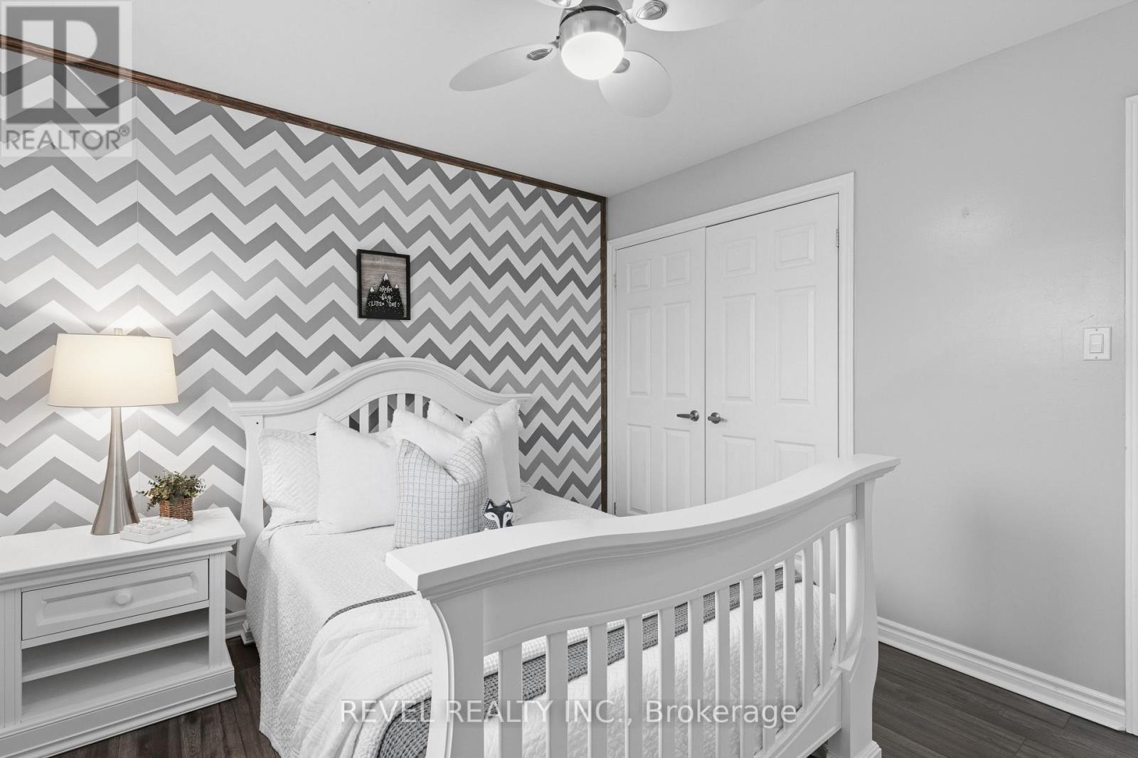 18 Wilkins Crescent, Clarington (Courtice), ON - Indoor Photo Showing Bedroom