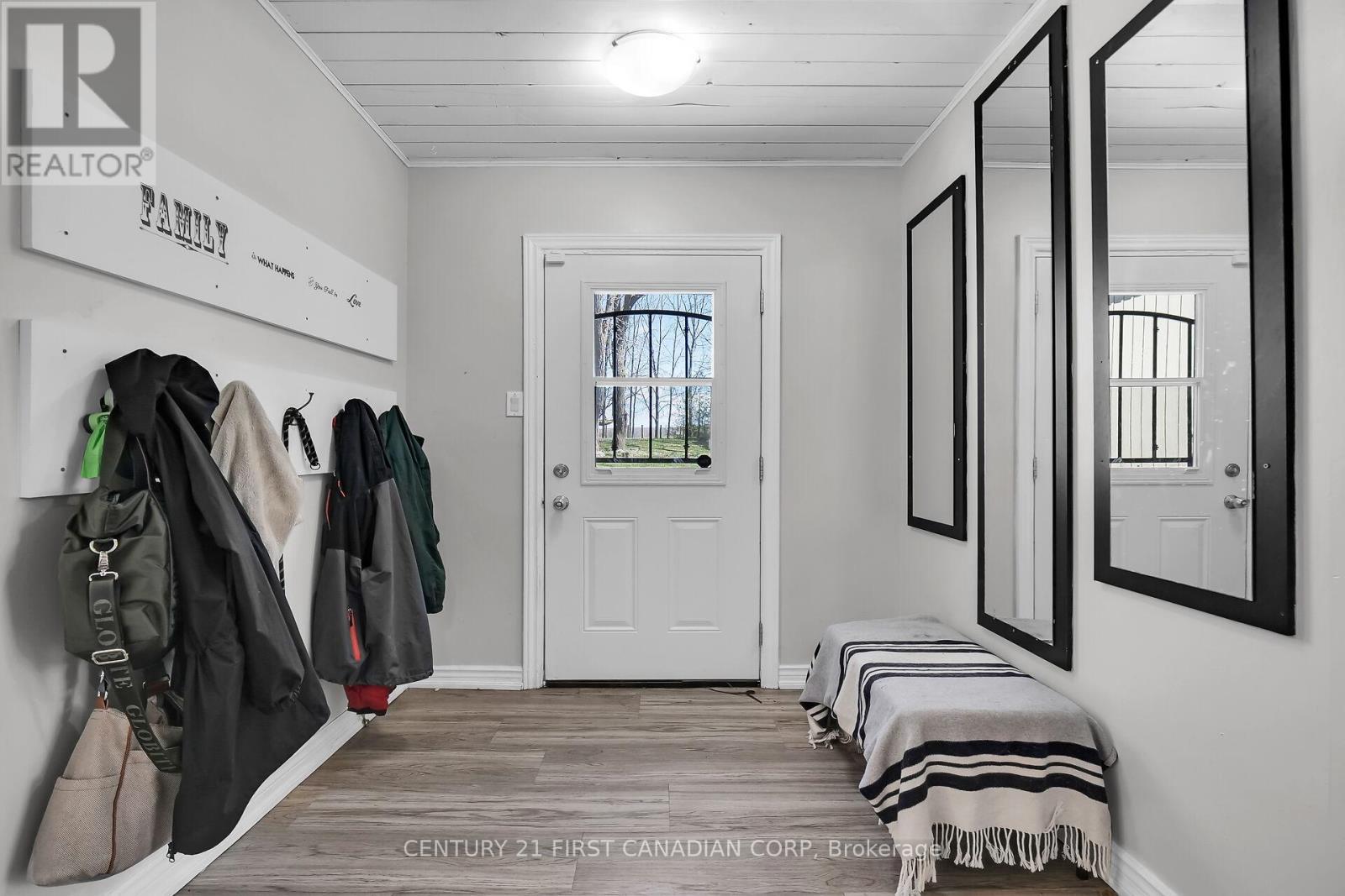 23992 Denfield Road, Middlesex Centre (Denfield), ON - Indoor Photo Showing Other Room