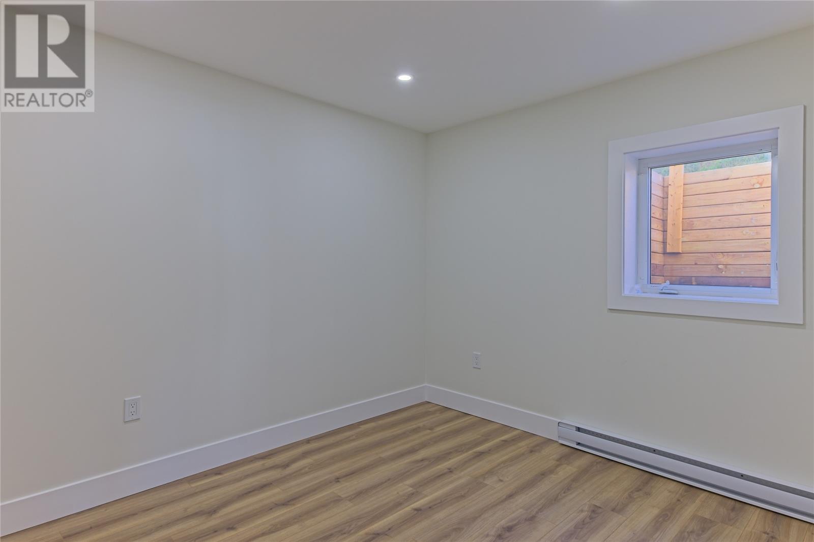 24-30 Carol Crescent, Paradise, NL - Indoor Photo Showing Other Room