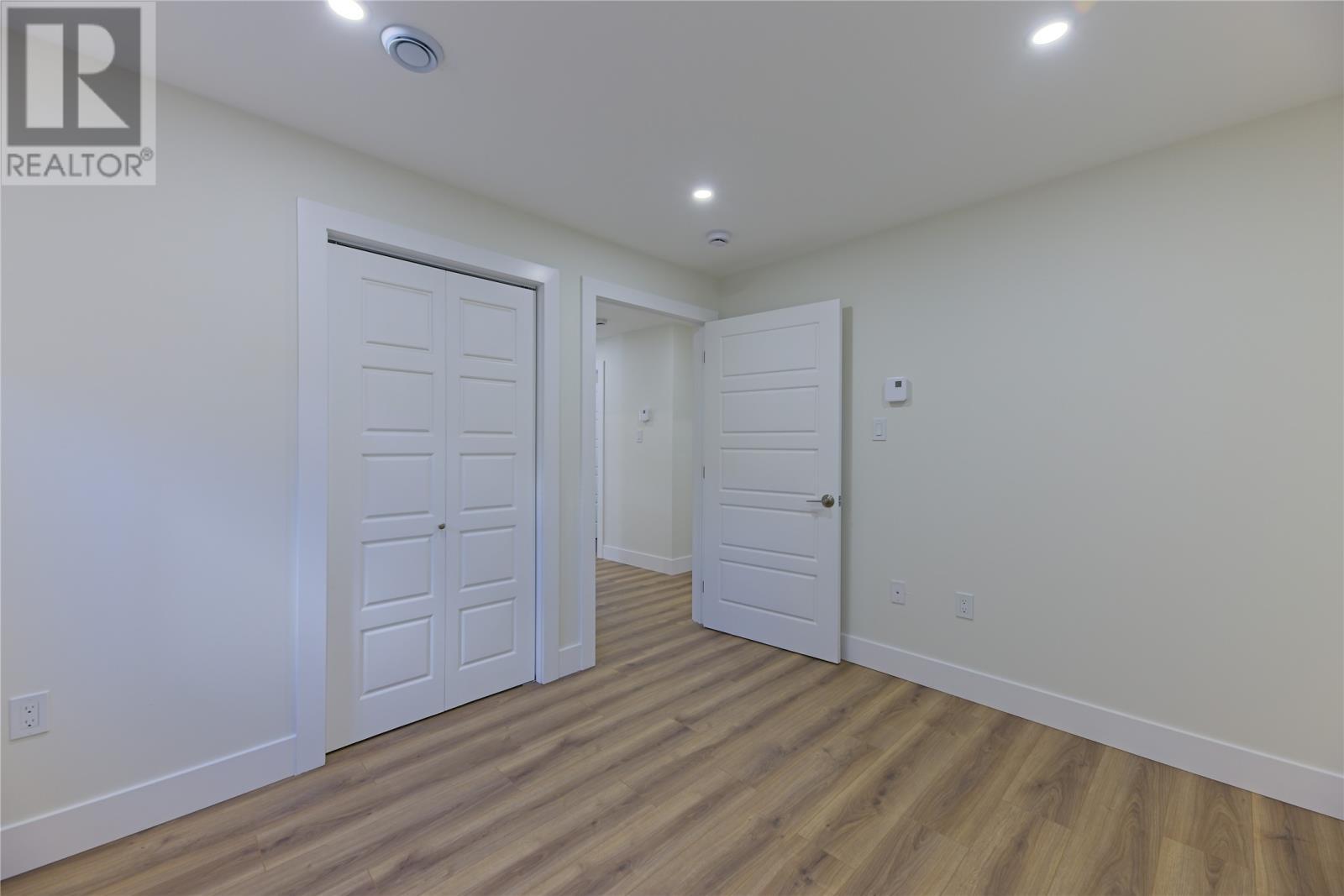 24-30 Carol Crescent, Paradise, NL - Indoor Photo Showing Other Room