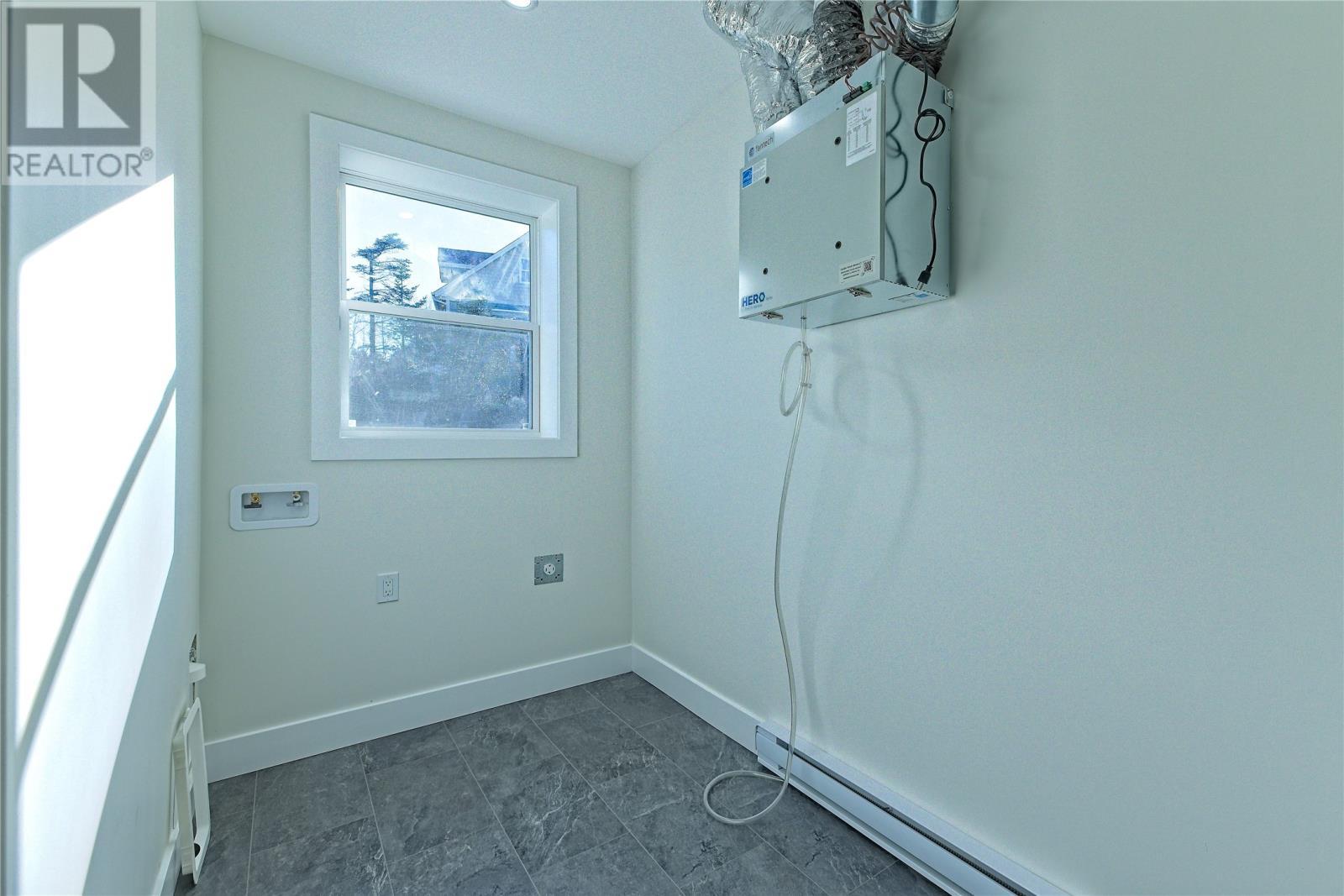 24-30 Carol Crescent, Paradise, NL - Indoor Photo Showing Other Room