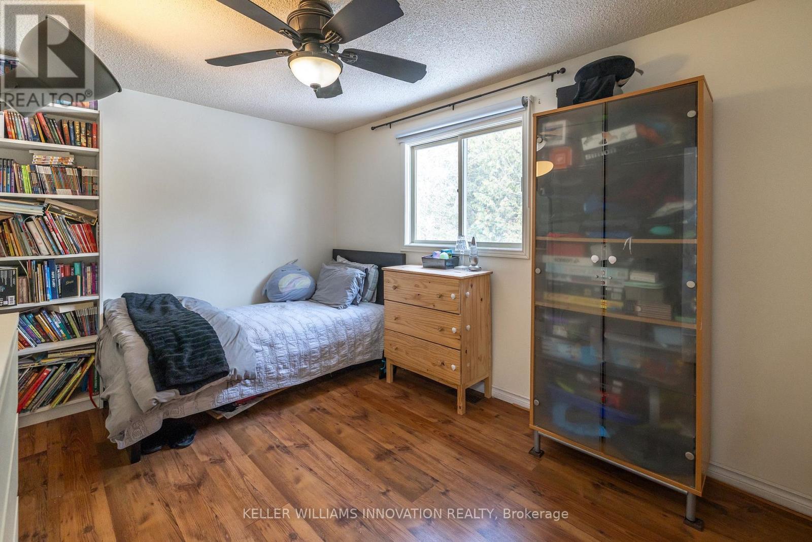 104 Henry Street, Guelph/Eramosa, ON - Indoor Photo Showing Bedroom