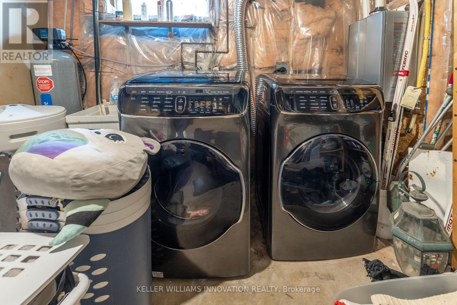 104 Henry Street, Guelph/Eramosa, ON - Indoor Photo Showing Laundry Room