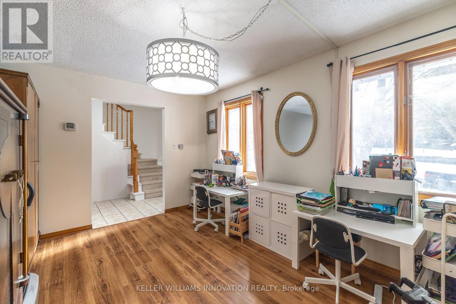 104 Henry Street, Guelph/Eramosa, ON - Indoor Photo Showing Office