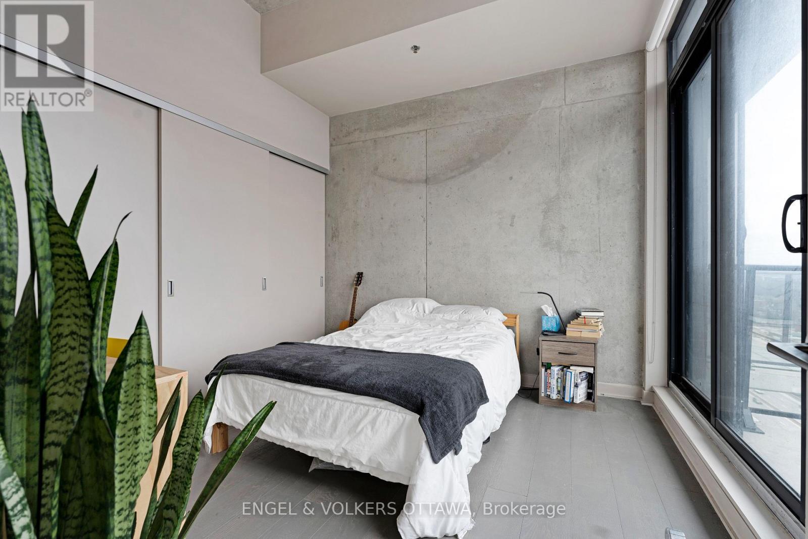 1903 - 203 Catherine Street, Ottawa, ON - Indoor Photo Showing Bedroom