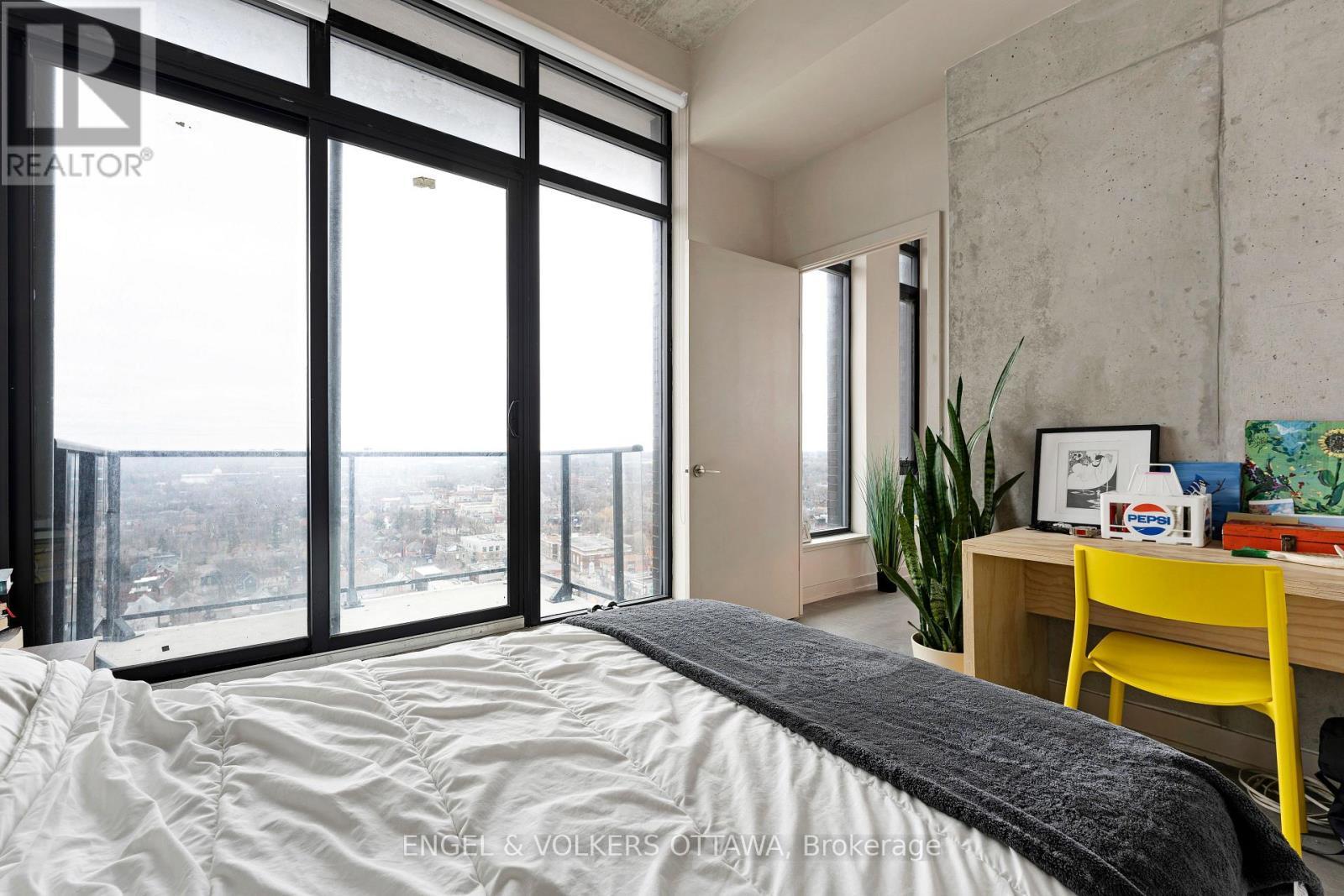1903 - 203 Catherine Street, Ottawa, ON - Indoor Photo Showing Bedroom