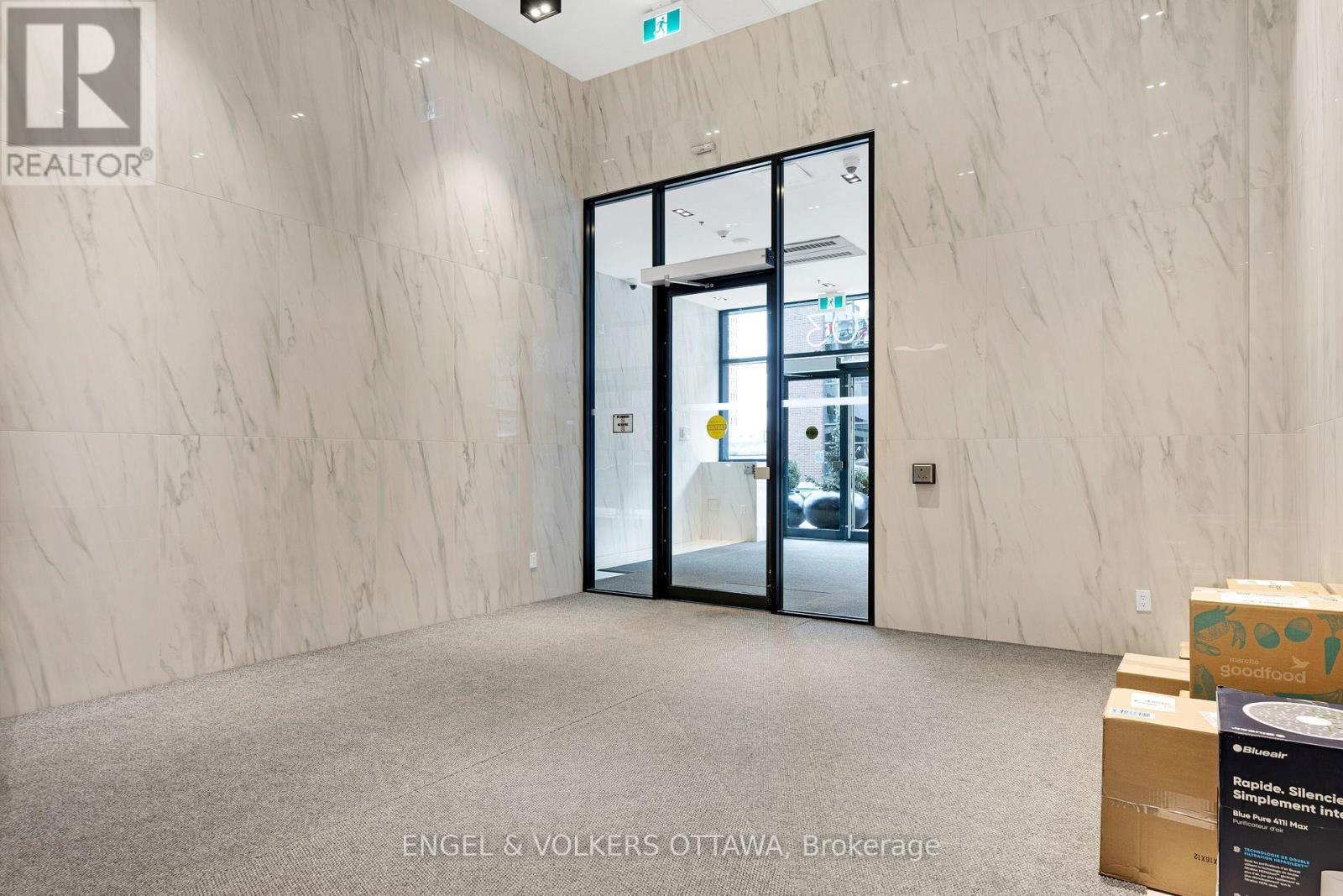 1903 - 203 Catherine Street, Ottawa, ON - Indoor Photo Showing Other Room