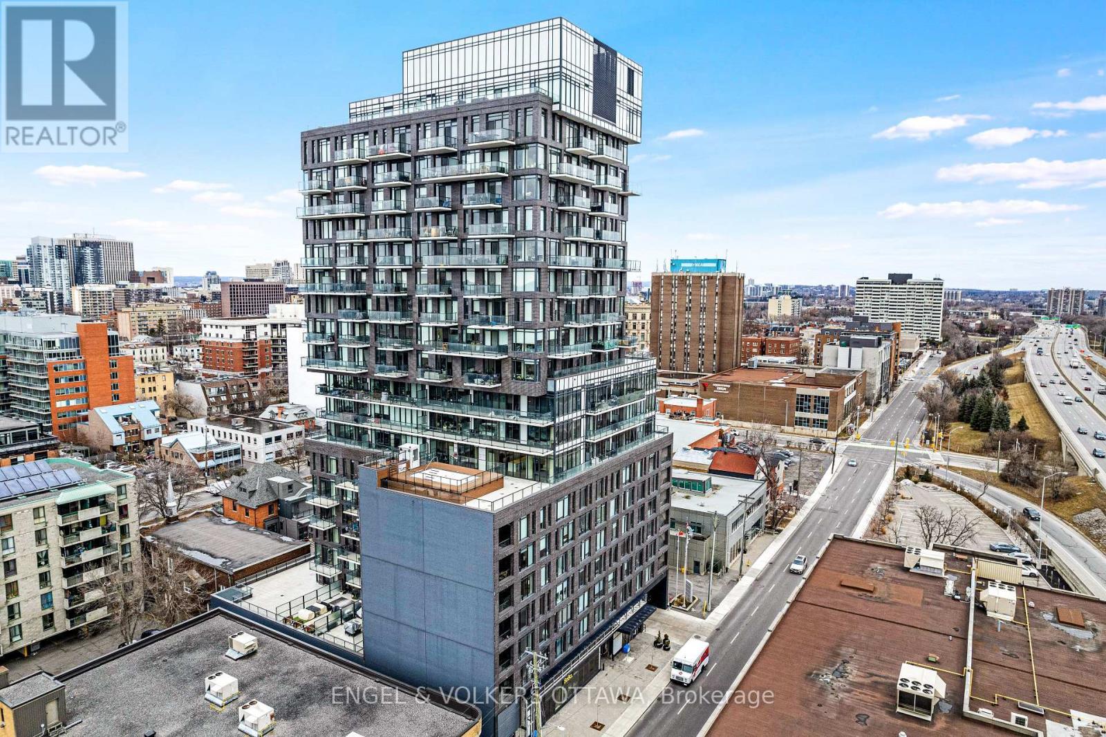 1903 - 203 Catherine Street, Ottawa, ON - Outdoor