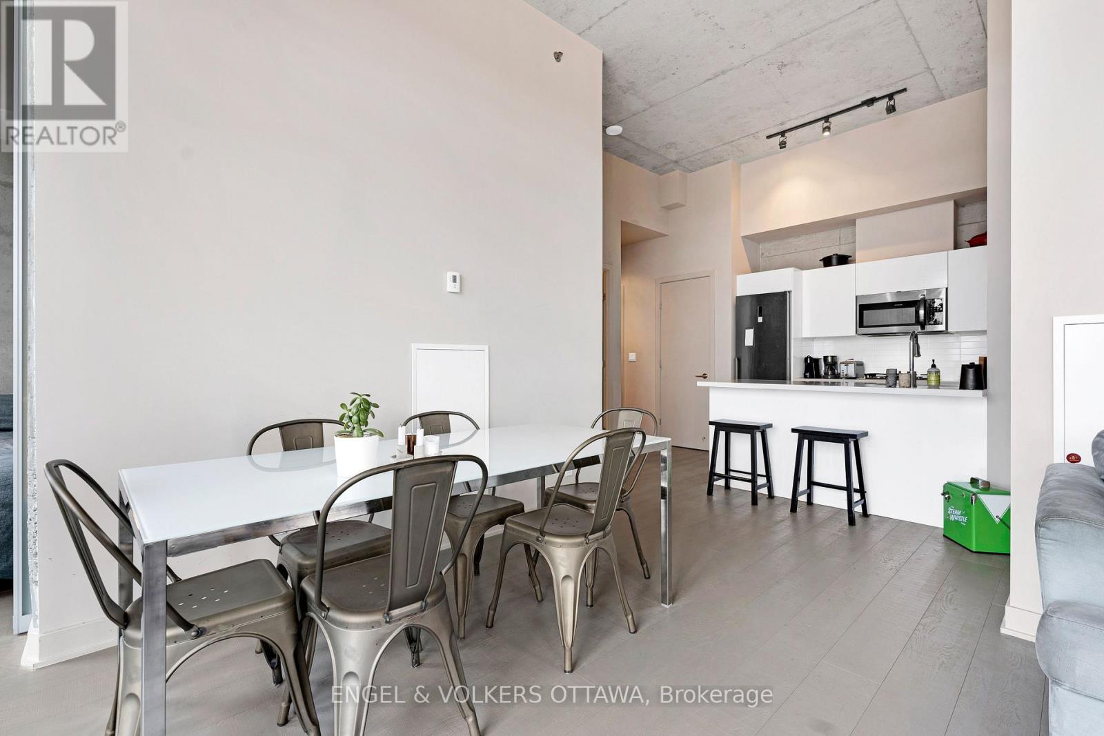 1903 - 203 Catherine Street, Ottawa, ON - Indoor Photo Showing Dining Room