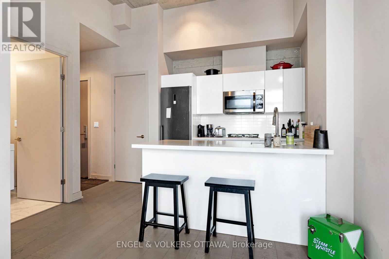 1903 - 203 Catherine Street, Ottawa, ON - Indoor Photo Showing Kitchen