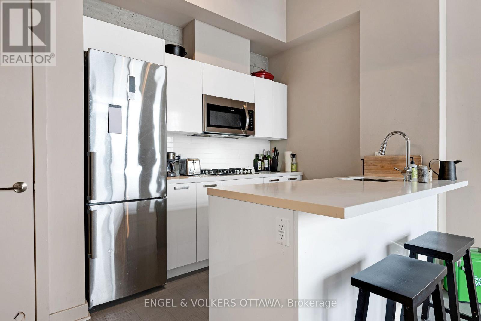 1903 - 203 Catherine Street, Ottawa, ON - Indoor Photo Showing Kitchen