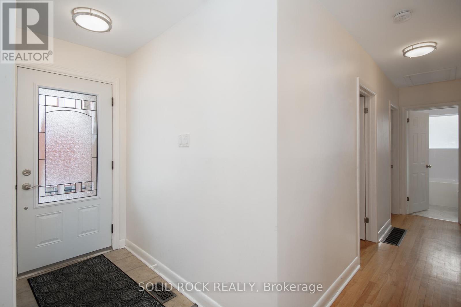 2366 Cheshire Road, Ottawa, ON - Indoor Photo Showing Other Room