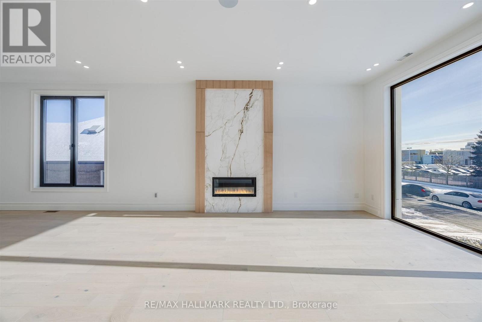 230 Townsgate Drive, Vaughan, ON - Indoor