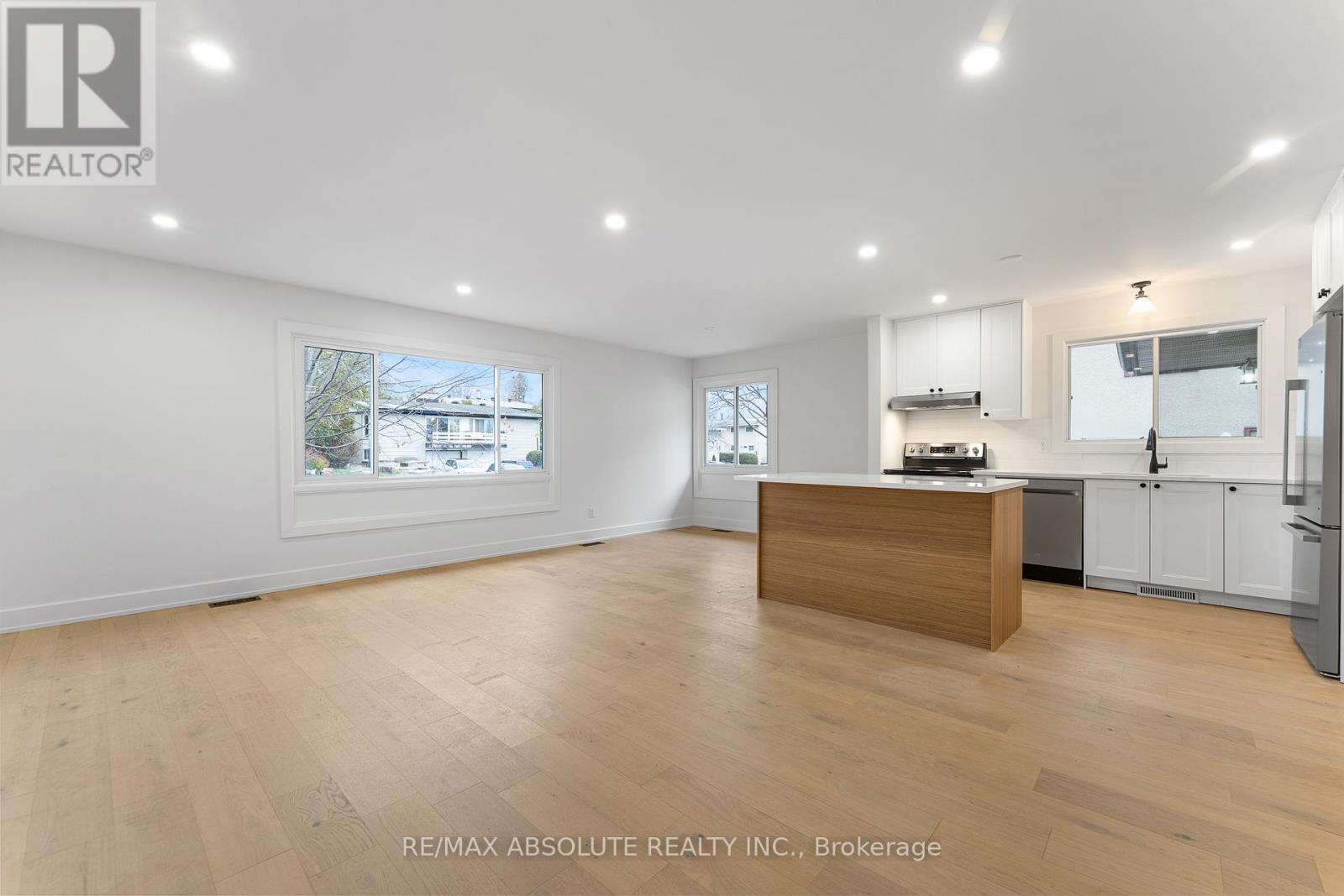 14 Mulvagh Avenue, Ottawa, ON - Indoor