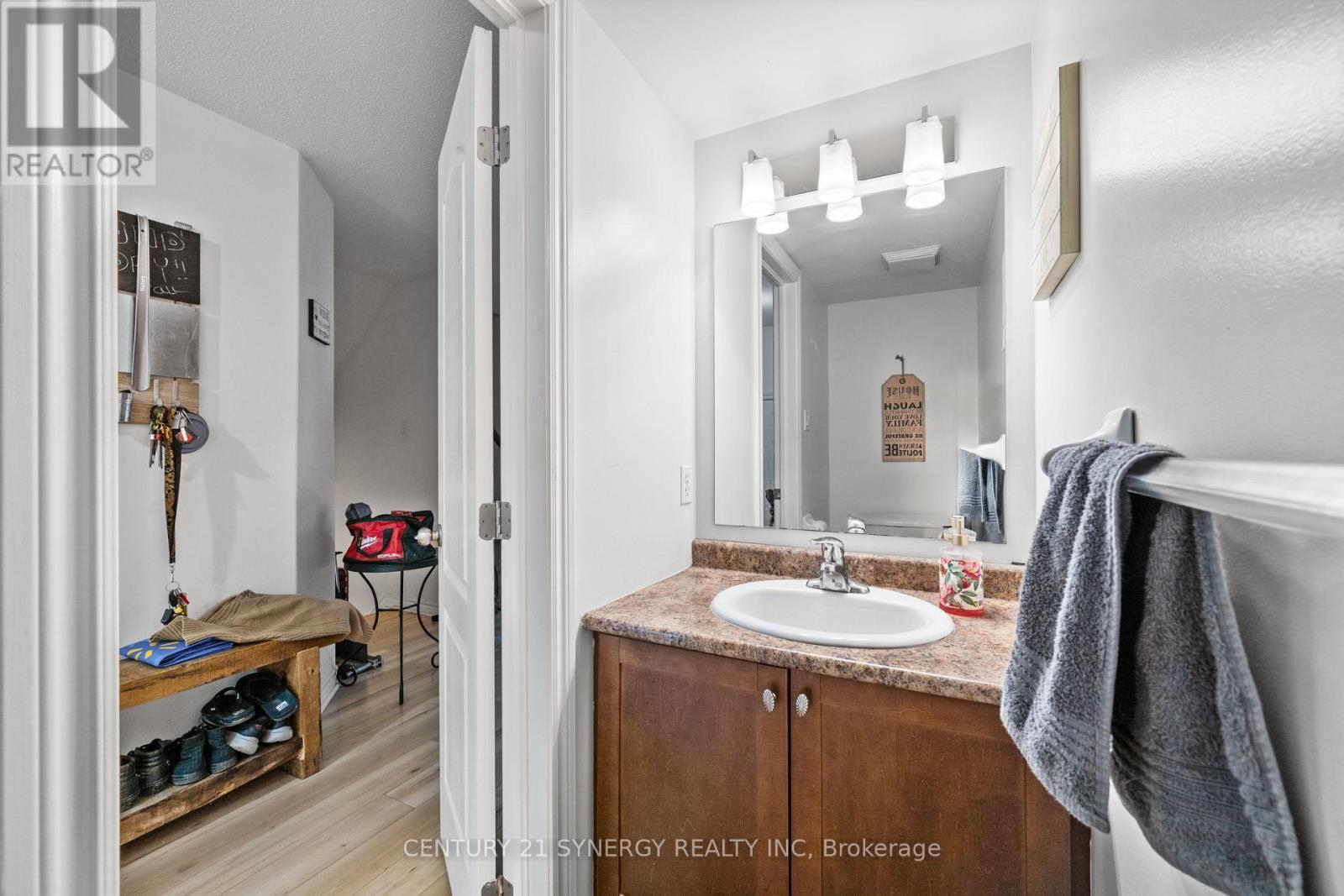 148 Talltree Crescent, Ottawa, ON - Indoor Photo Showing Bathroom