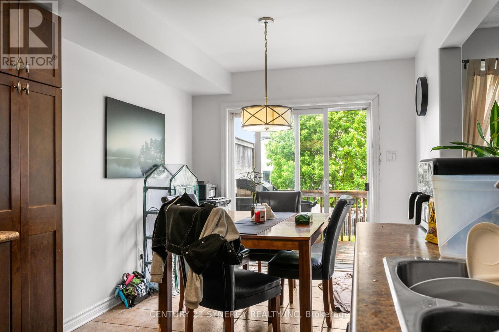148 Talltree Crescent, Ottawa, ON - Indoor Photo Showing Dining Room