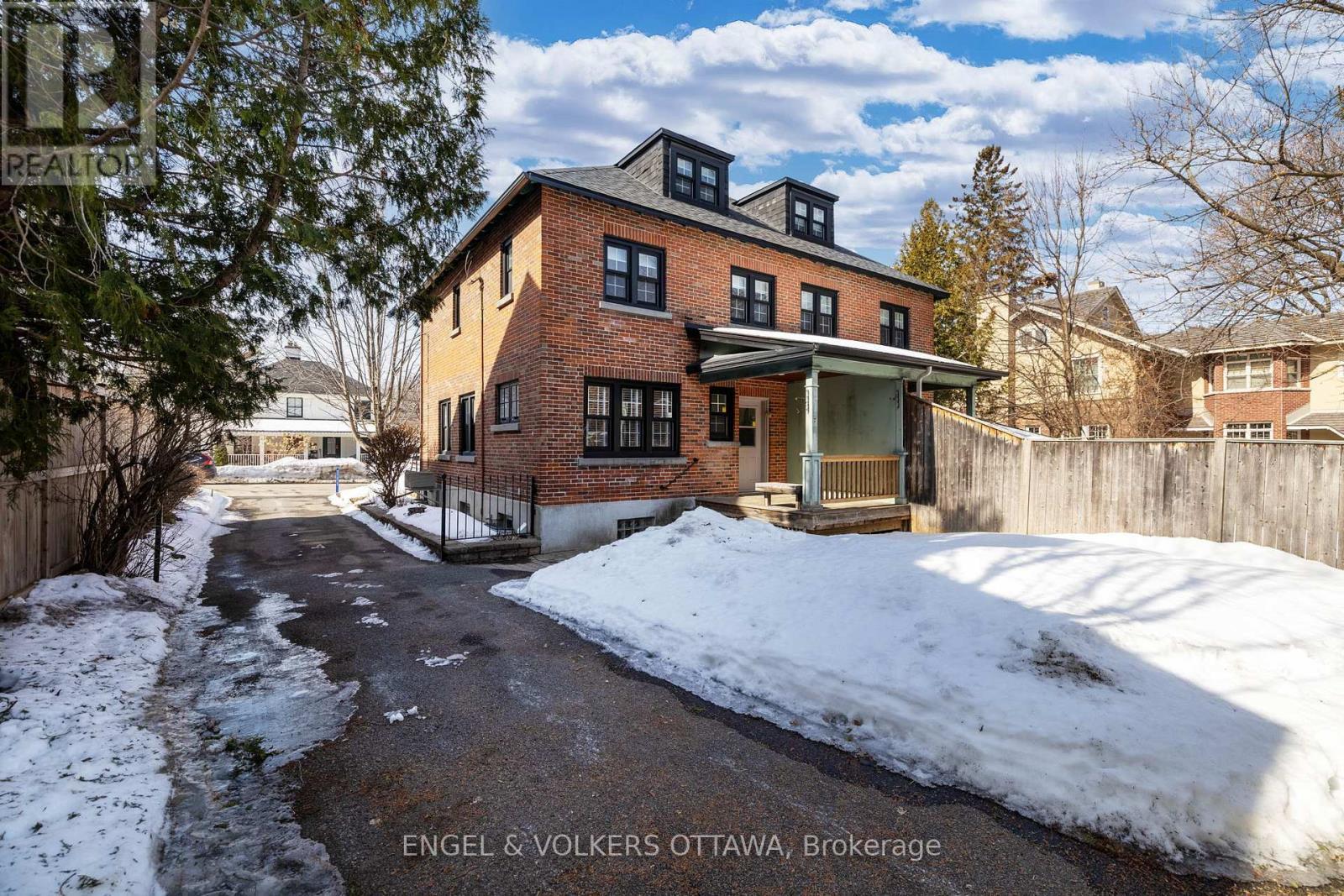 477 Golden Avenue, Ottawa, ON - Outdoor