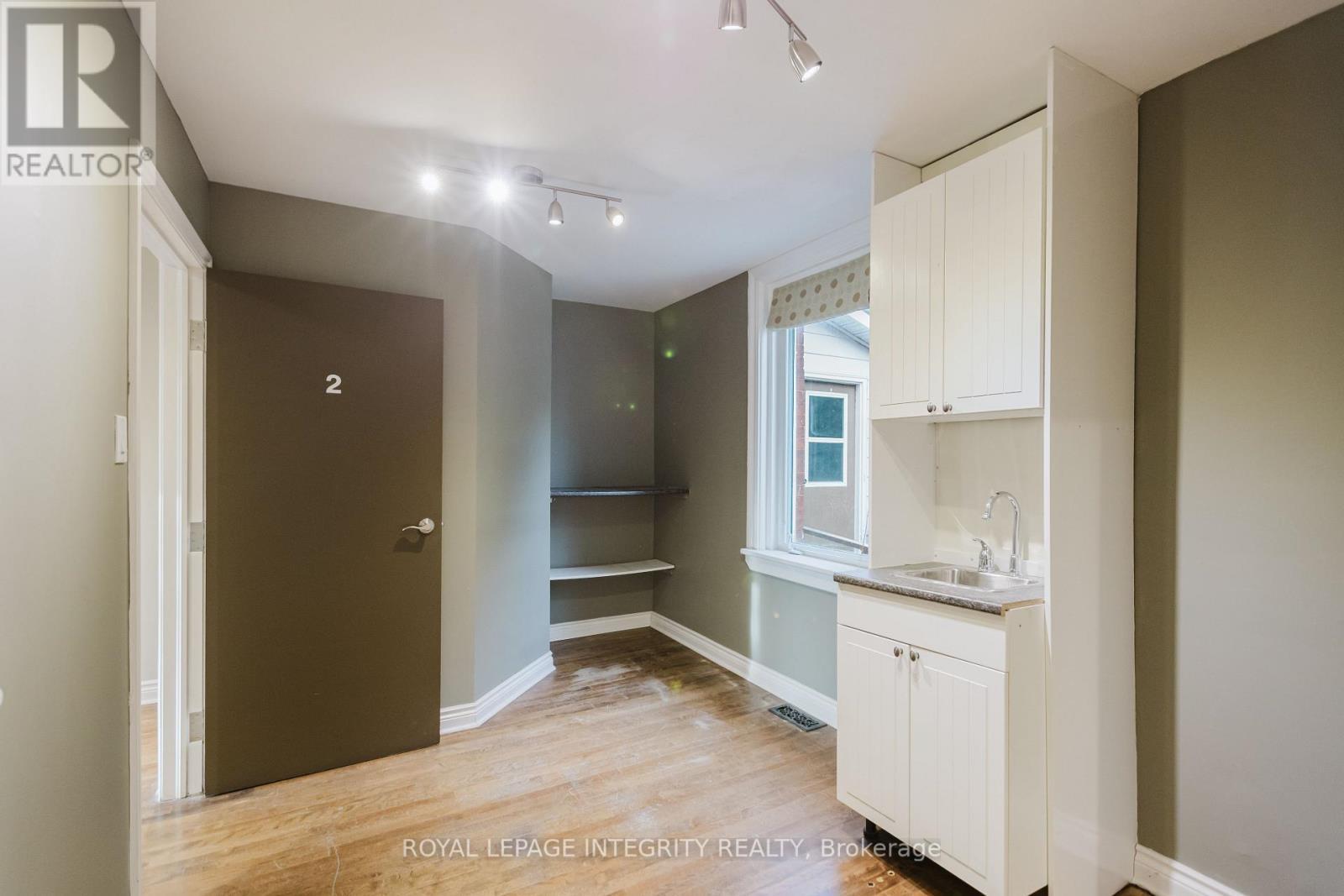 1538 Stittsville Main Street, Ottawa, ON