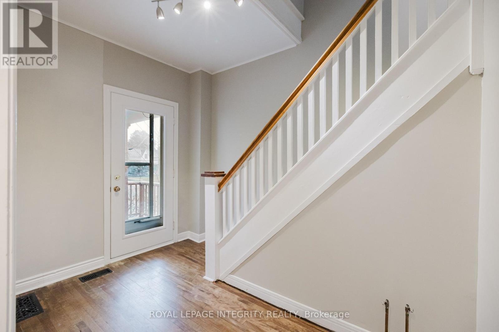 1538 Stittsville Main Street, Ottawa, ON