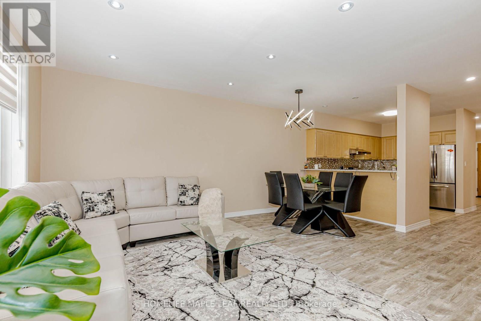 404 - 7340 Markham Road, Markham, ON - Indoor