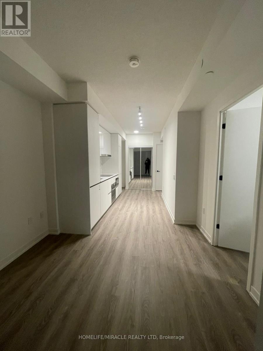 4001 - 8 Interchange Way, Vaughan, ON - Indoor Photo Showing Other Room