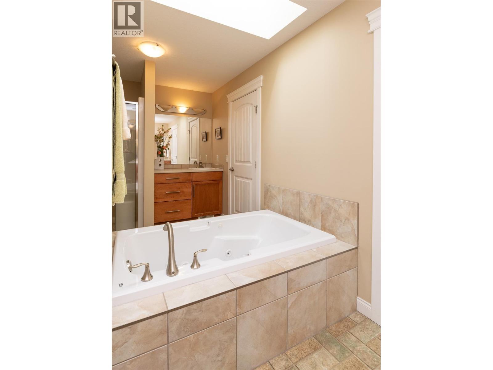 1510 Trans Canada Highway Unit# 65, Sorrento, BC