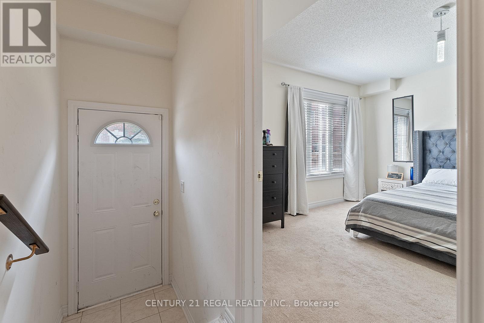 Lower - 43 Tollgate Street, Brampton, ON - Indoor Photo Showing Other Room