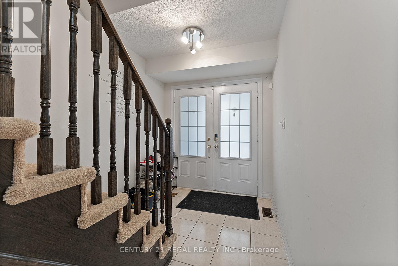 Lower - 43 Tollgate Street, Brampton, ON - Indoor Photo Showing Other Room