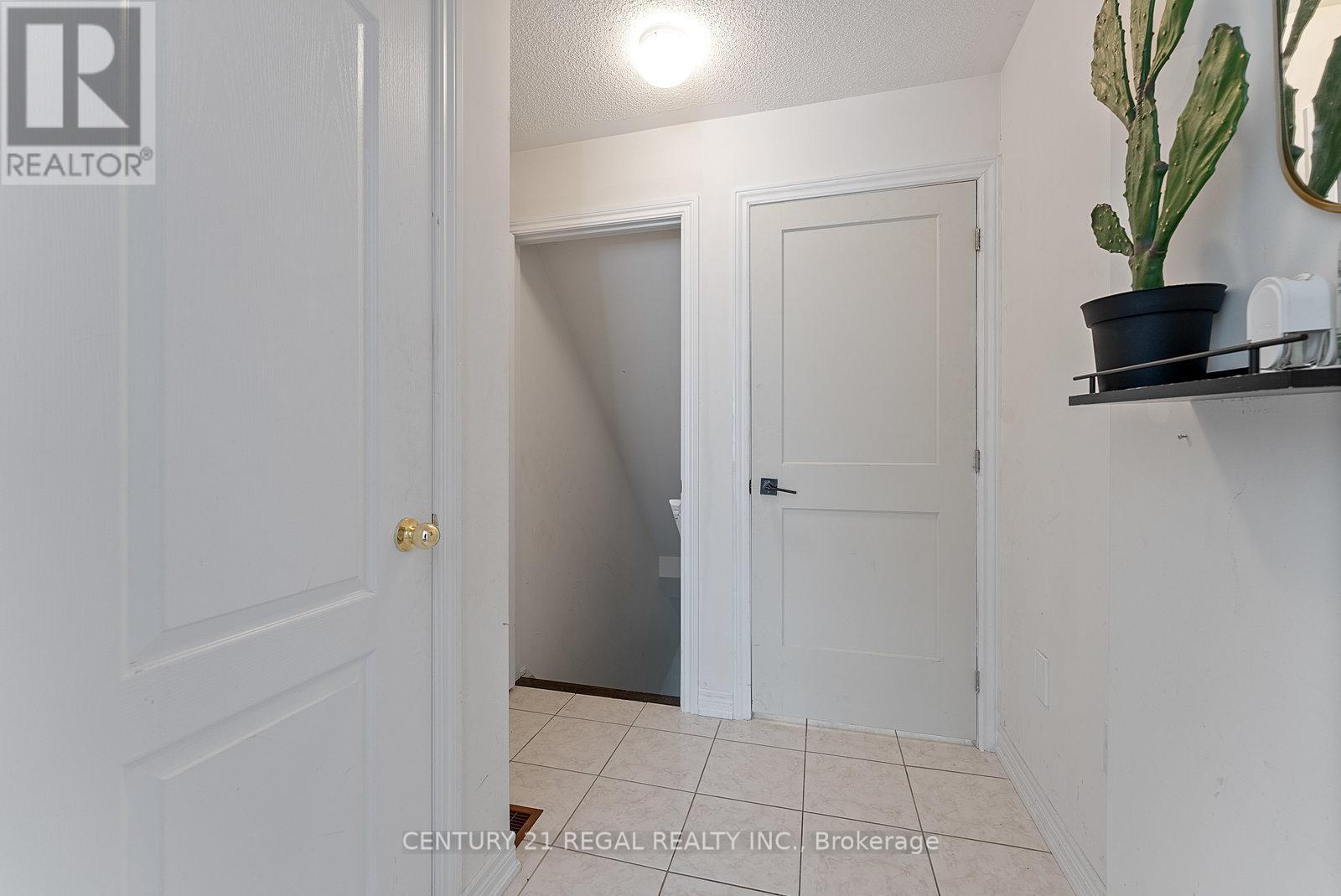 Lower - 43 Tollgate Street, Brampton, ON - Indoor Photo Showing Other Room